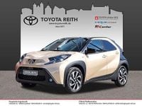 Gebraucht Toyota Aygo X Pulse 72 PS (52 kW) 2023 Ginger beige / night sky black SUV