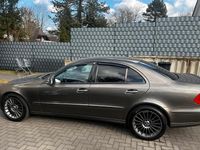 Gebraucht Mercedes E320 Avantgarde 224 PS (164 kW) 2007 Grau Limousine