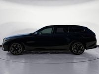 Neu BMW 540 303 PS (222 kW) 2026 Schwarz Kombi