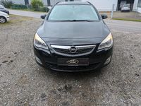 Gebraucht Opel Astra 116 PS (85 kW) 2011 Schwarz Kombi