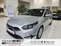 Używany Kia Ceed Vision 101 KM (74 kW) 2024 Srebrny Hatchback