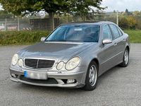 Gebraucht Mercedes E240 Avantgarde 177 PS (130 kW) 2002 Grau Limousine