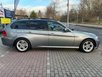 gebraucht BMW 318 d Touring*Automatik*Leder*Panorama*Xenon*VOLL
