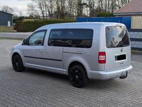 Gebraucht VW Caddy Maxi 102 PS (75 kW) 2012 Silber Van / Kleinbus