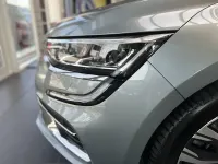 Neu Dacia Jogger Extreme 110 PS (80 kW) 2026 Zedergrün Van / Kleinbus