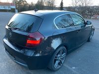 gebraucht BMW 118 d M-Paket *EURO-5*SHZ*ALU*NAVI*TÜV-NEU*TEMPOMAT*