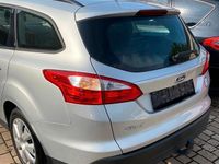 Gebraucht Ford Focus Trend 2011 Silber Kombi