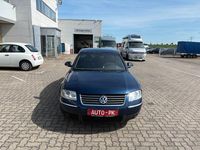 Gebraucht VW Passat Highline 131 PS (96 kW) 2004 Blau Limousine