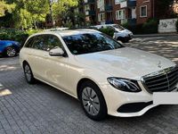 Usata Mercedes E200 150 CV (110 kW) 2017 Beige Station wagon
