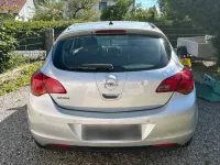 Gebraucht Opel Astra 116 PS (85 kW) 2010 Silber Kleinwagen