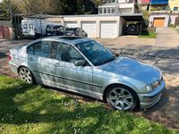 Second-hand BMW 323 Basis 170 CP (125 kW) 1999 Argintiu Berlinǎ