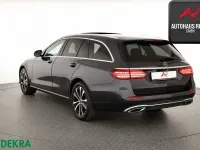 Gebraucht Mercedes E300 Avantgarde 320 PS (235 kW) 2021 Grau Limousine