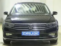 Gebraucht VW Passat Elegance 200 PS (147 kW) 2023 Deep black pearlescent (metallic) Kombi