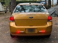 Usata Ford Focus 146 CV (107 kW) 2009 Andere farben Berlina