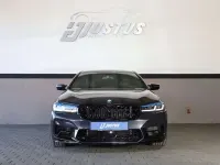 Gebraucht BMW 550 462 PS (339 kW) 2018 Sophistograu brillanteffekt me Limousine
