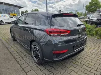 Neu Hyundai i30 GO! 150 PS (110 kW) 2026 Cypress green Limousine