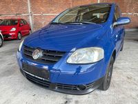 Gebraucht VW Fox Basis 54 PS (39 kW) 2005 Blau Kleinwagen