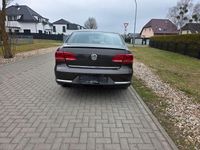 Gebraucht VW Passat R-line 160 PS (117 kW) 2014 Braun Limousine
