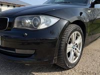Gebraucht BMW 118 Advantage 143 PS (105 kW) 2008 Schwarz Kleinwagen