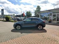 Gebraucht VW T-Roc Move 116 PS (85 kW) 2024 Petroleum blue (metallic) SUV