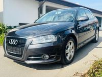 Gebraucht Audi A3 Attraction 105 PS (77 kW) 2012 Grau Kleinwagen