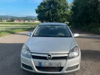 Gebraucht Opel Astra 106 PS (77 kW) 2004 Silber Limousine