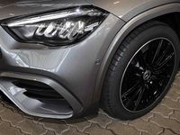 Gebraucht Mercedes GLA200 AMG 163 PS (119 kW) 2026 Metalliclack mountaingrau SUV