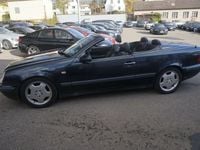 Gebraucht Mercedes CLK320 Elegance 218 PS (160 kW) 1999 Schwarz metallic Cabrio