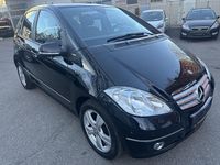 Gebraucht Mercedes A160 95 PS (69 kW) 2012 Schwarz Limousine