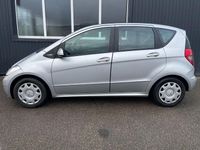 Gebraucht Mercedes A160 95 PS (69 kW) 2012 Silber Limousine