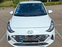 Gebraucht Hyundai i10 Select 67 PS (49 kW) 2020 Weiß Kleinwagen
