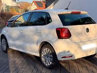 Gebraucht VW Polo LOUNGE 75 PS (55 kW) 2015 Weiß Kleinwagen