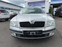 Gebraucht Skoda Octavia Ambiente 102 PS (75 kW) 2004 Silber Limousine