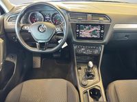 Gebraucht VW Tiguan Allspace Comfortline 190 PS (139 kW) 2019 Deep black perleffekt (metallic) SUV