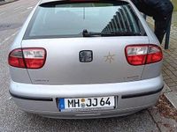 Gebraucht Seat Leon 110 PS (80 kW) 2002 Silber Kleinwagen