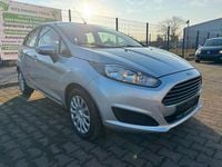 Gebraucht Ford Fiesta Trend 101 PS (74 kW) 2013 Silber Kleinwagen
