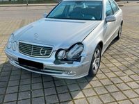 gebraucht Mercedes E200 KOMPRESSOR AVANTGARDE