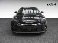 Gebraucht Kia Ceed Spirit 140 PS (102 kW) 2025 Schwarz Kleinwagen
