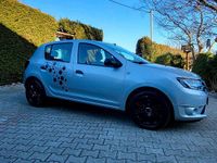Gebraucht Dacia Sandero 73 PS (53 kW) 2015 Silber Kombi