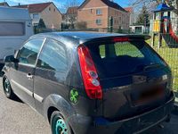 Gebraucht Ford Fiesta 101 PS (74 kW) 2005 Schwarz Kleinwagen