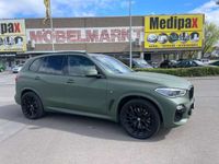 gebraucht BMW X5 xDrive 3.0d M Sport (MILITARY-GRÜN-MATT-FOLIE)