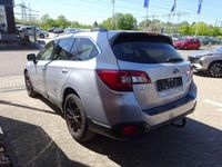 Gebraucht Subaru Outback Comfort 175 PS (128 kW) 2016 Ice silber Kombi