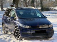 Gebraucht VW Touran United 116 PS (85 kW) 2020 Blau Van / Kleinbus