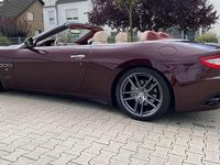 Gebraucht Maserati GranCabrio 439 PS (322 kW) 2010 Burgundyrotmetallic Cabrio