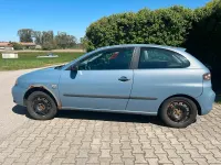 Używany Seat Ibiza 60 KM (44 kW) 2007 Niebieski Hatchback