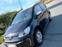Second-hand VW e-up! Style 61 kW (83 CP) 2021 Negru Hatchback