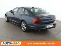 Gebraucht Volvo S90 Momentum 190 PS (139 kW) 2019 Denim blue Limousine