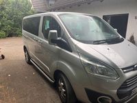 Gebraucht Ford Tourneo Titanium 155 PS (114 kW) 2013 Silber Van / Kleinbus