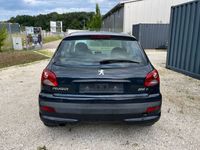 Gebraucht Peugeot 206 Basis 68 PS (50 kW) 2009 Schwarz Kleinwagen