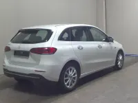 Gebraucht Mercedes B250e Style 218 PS (160 kW) 2021 Weiss Kleinwagen